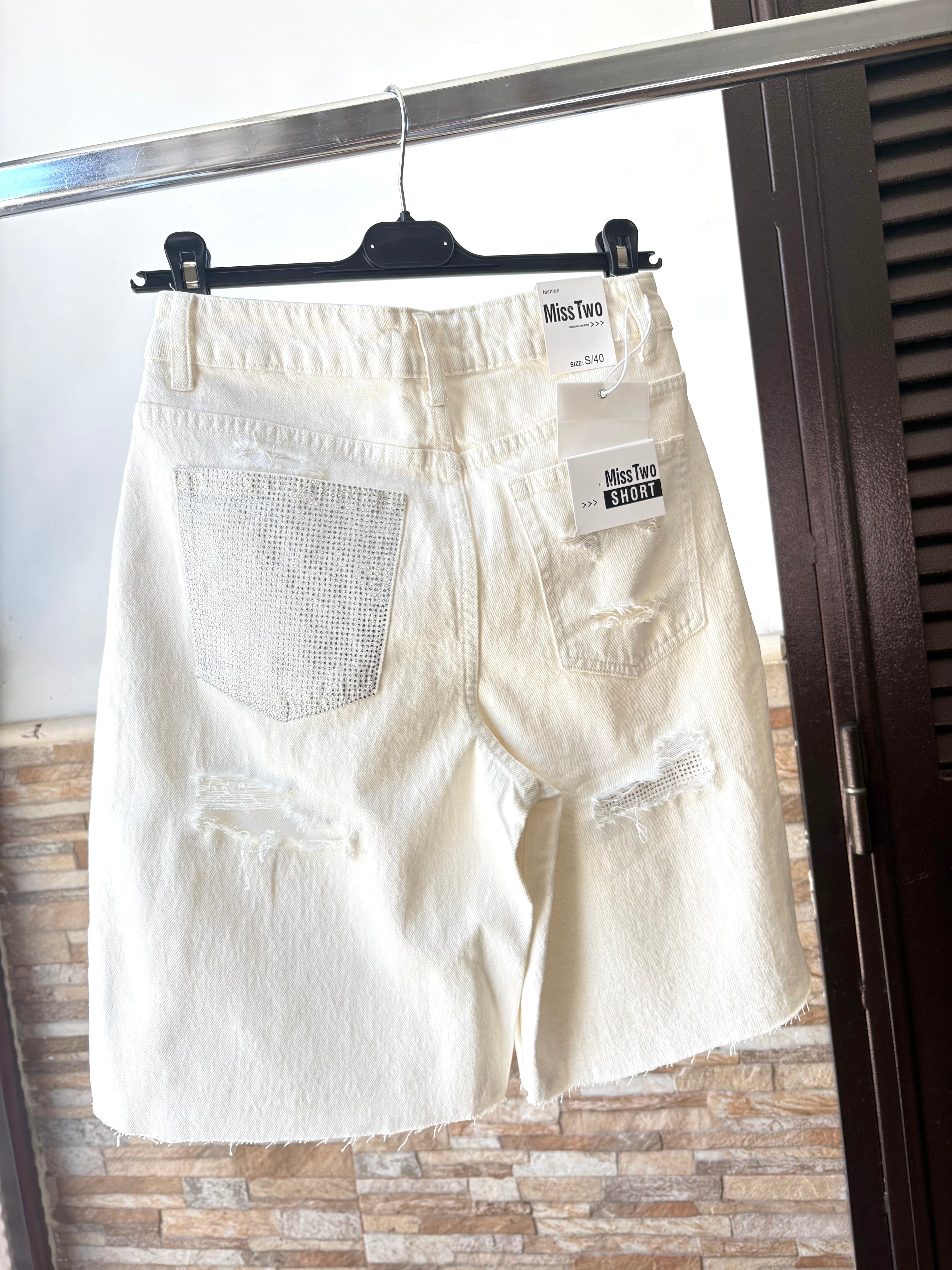 Bermuda CRYSTAL WHITE
