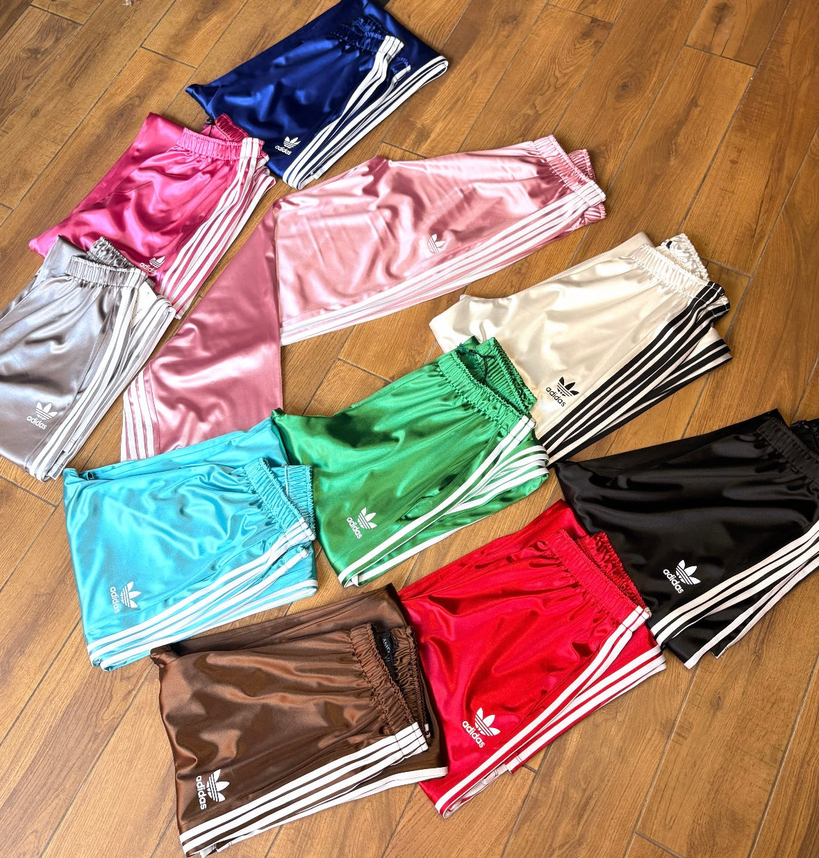 Pantaloni in raso