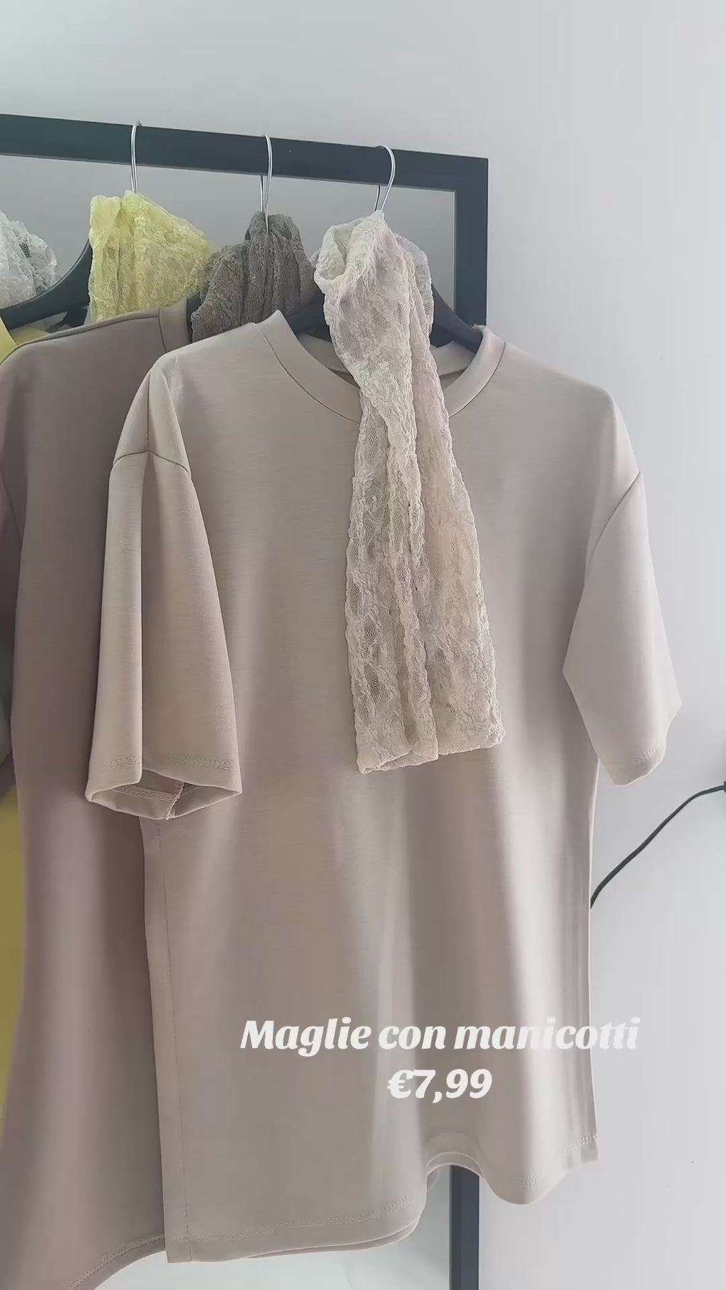 T-Shirt con manicotti